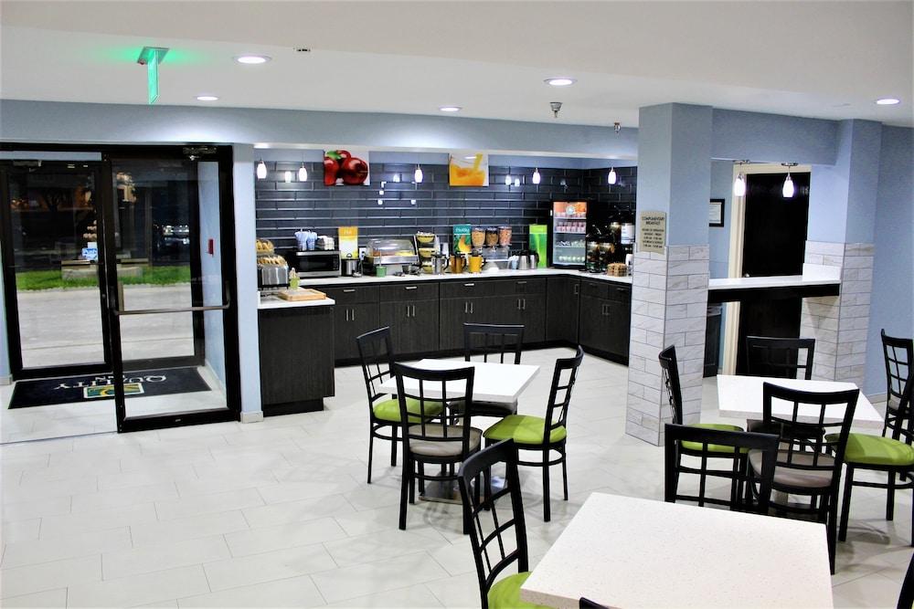 Quality Inn Форт-Стоктон Екстер'єр фото
