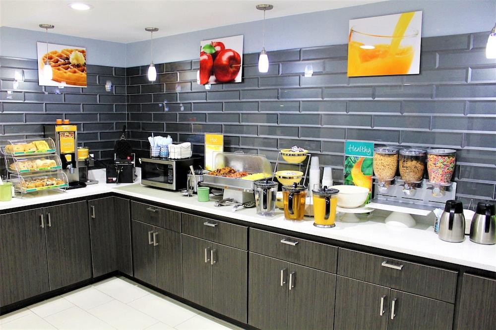 Quality Inn Форт-Стоктон Екстер'єр фото