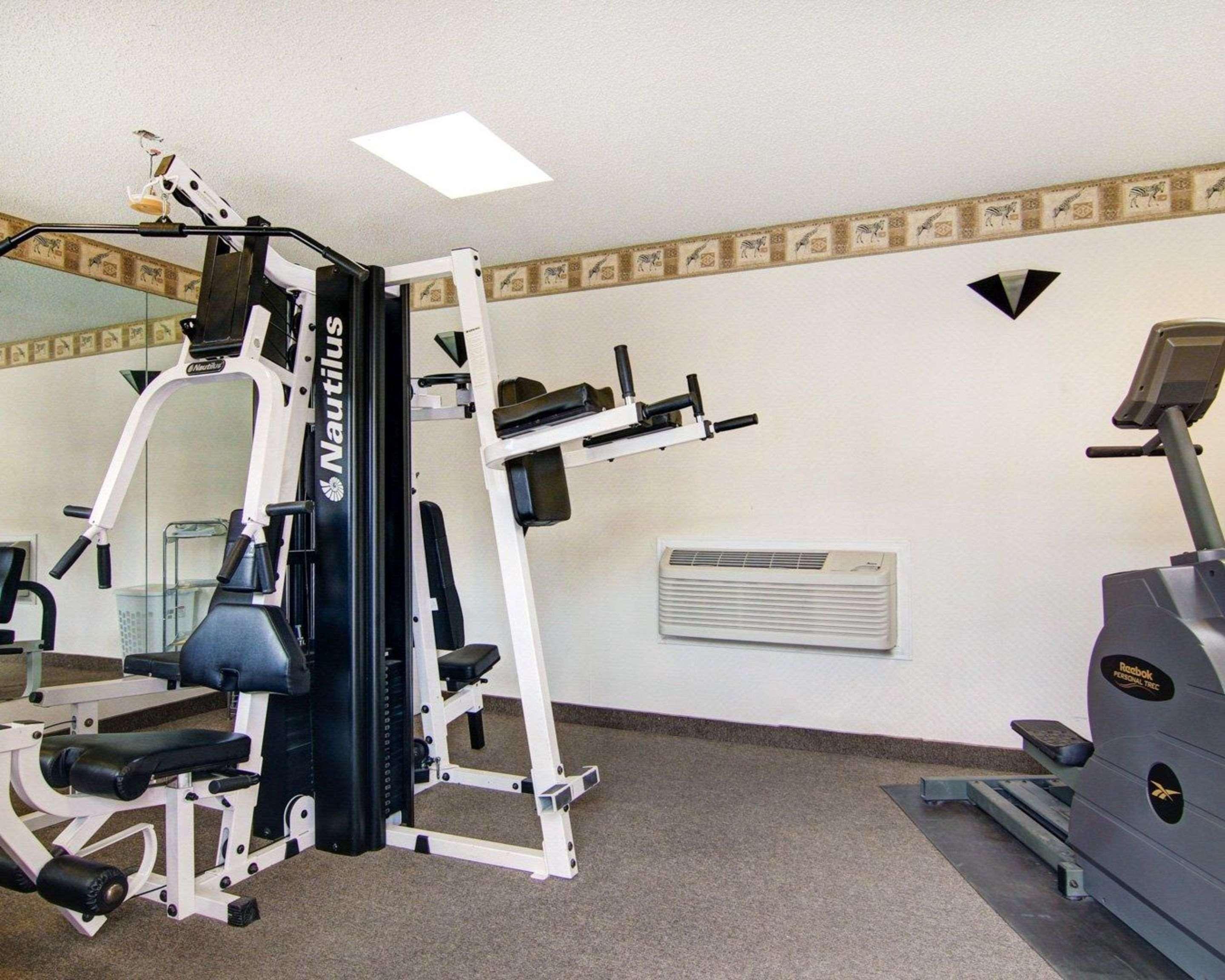 Quality Inn Форт-Стоктон Екстер'єр фото