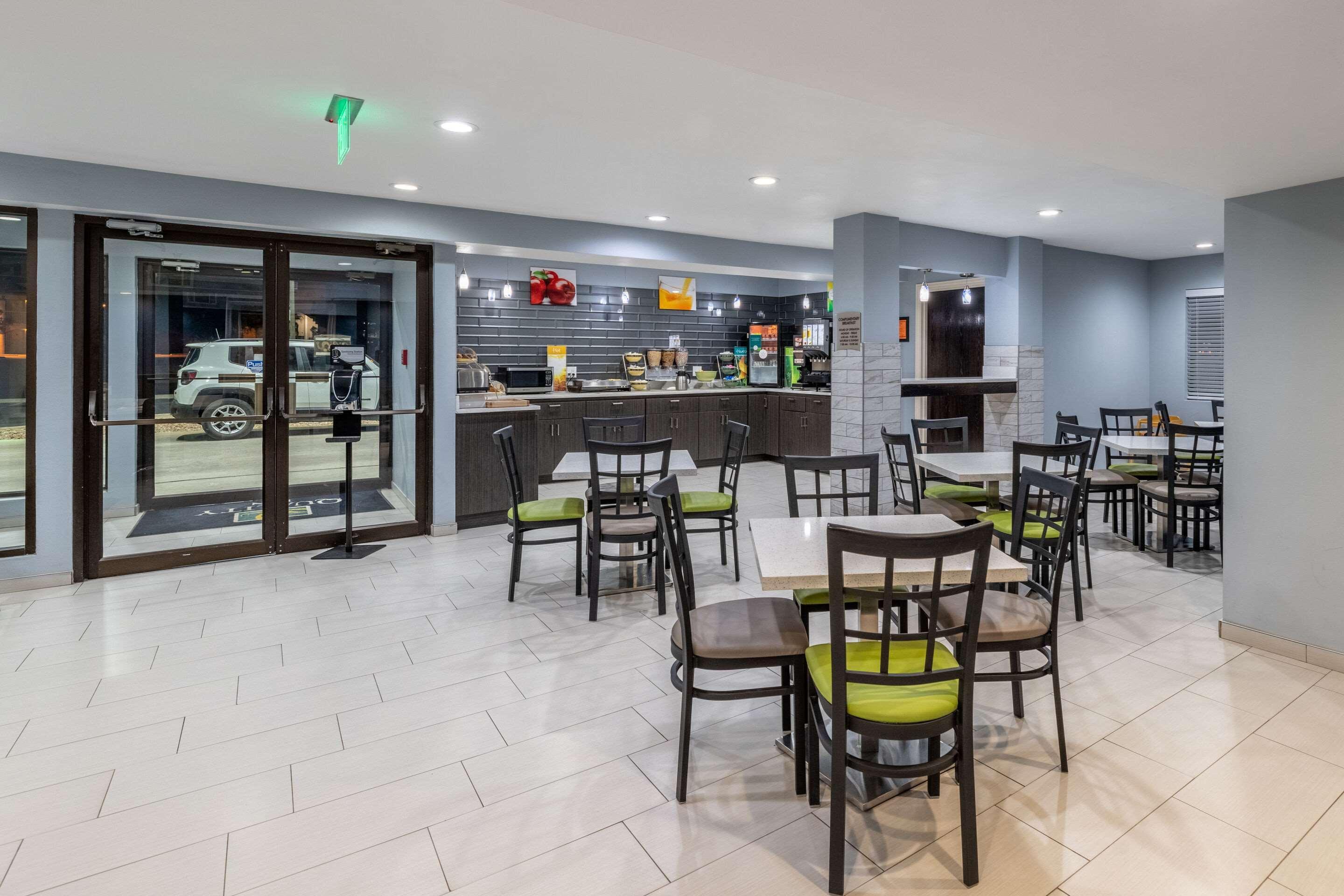 Quality Inn Форт-Стоктон Екстер'єр фото