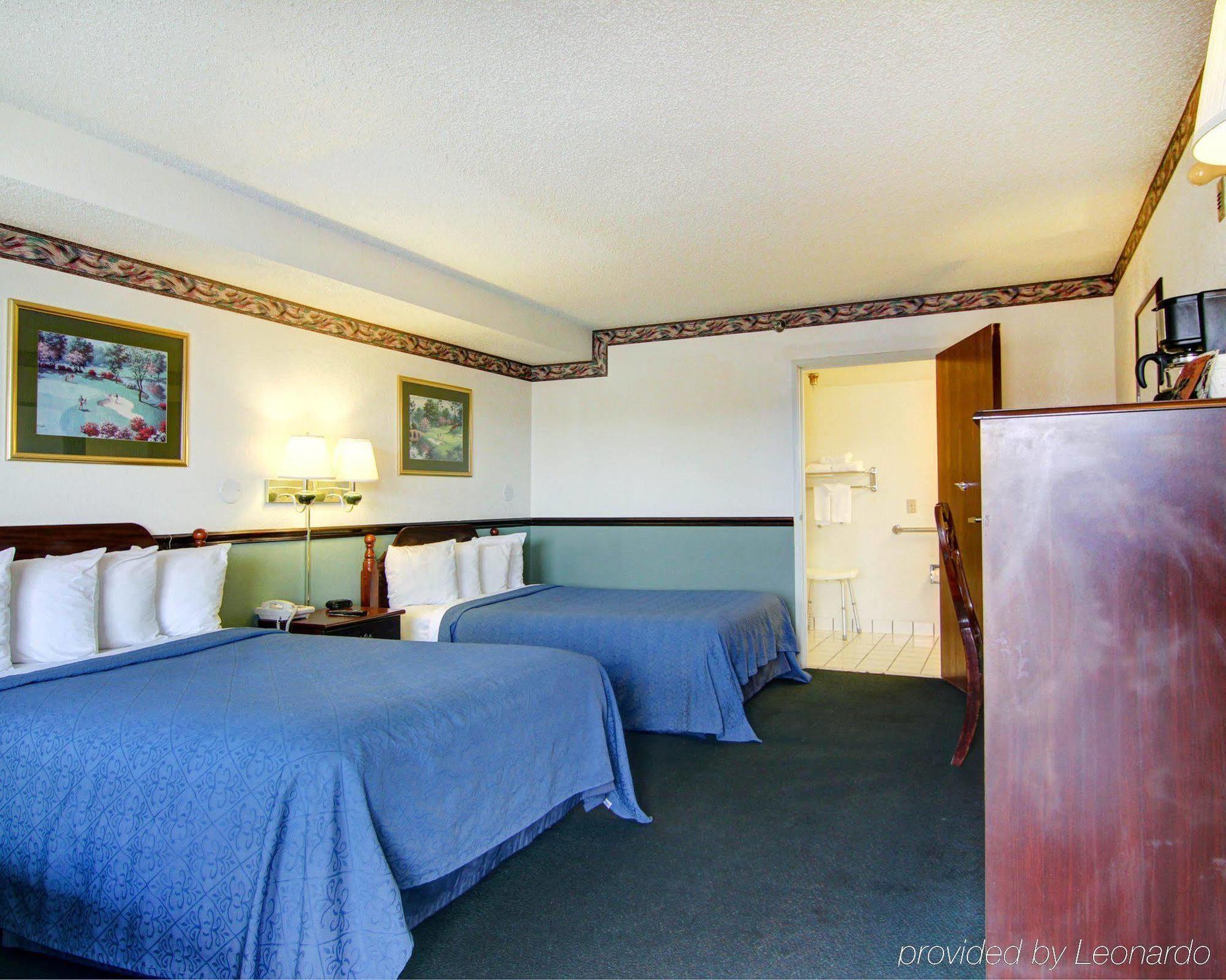 Quality Inn Форт-Стоктон Екстер'єр фото